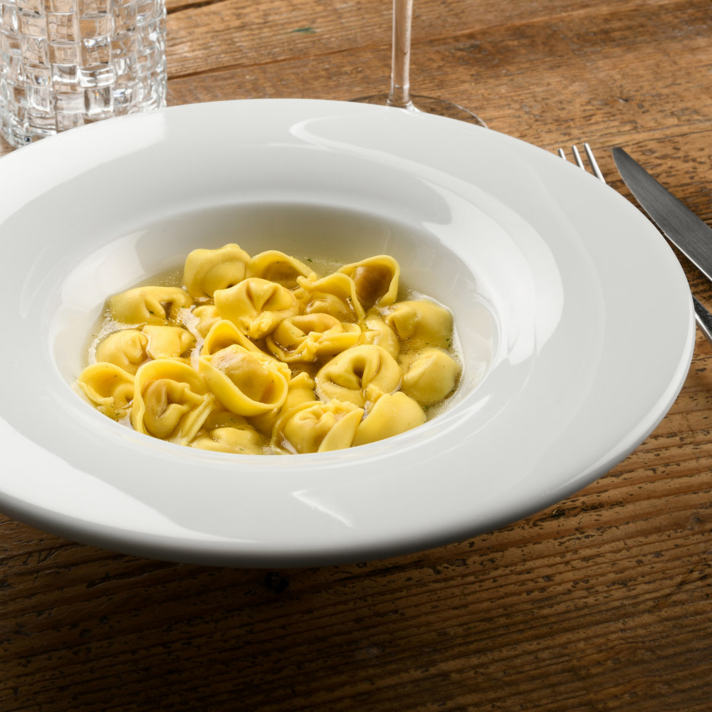 La ricetta dei cappelletti in brodo di capone