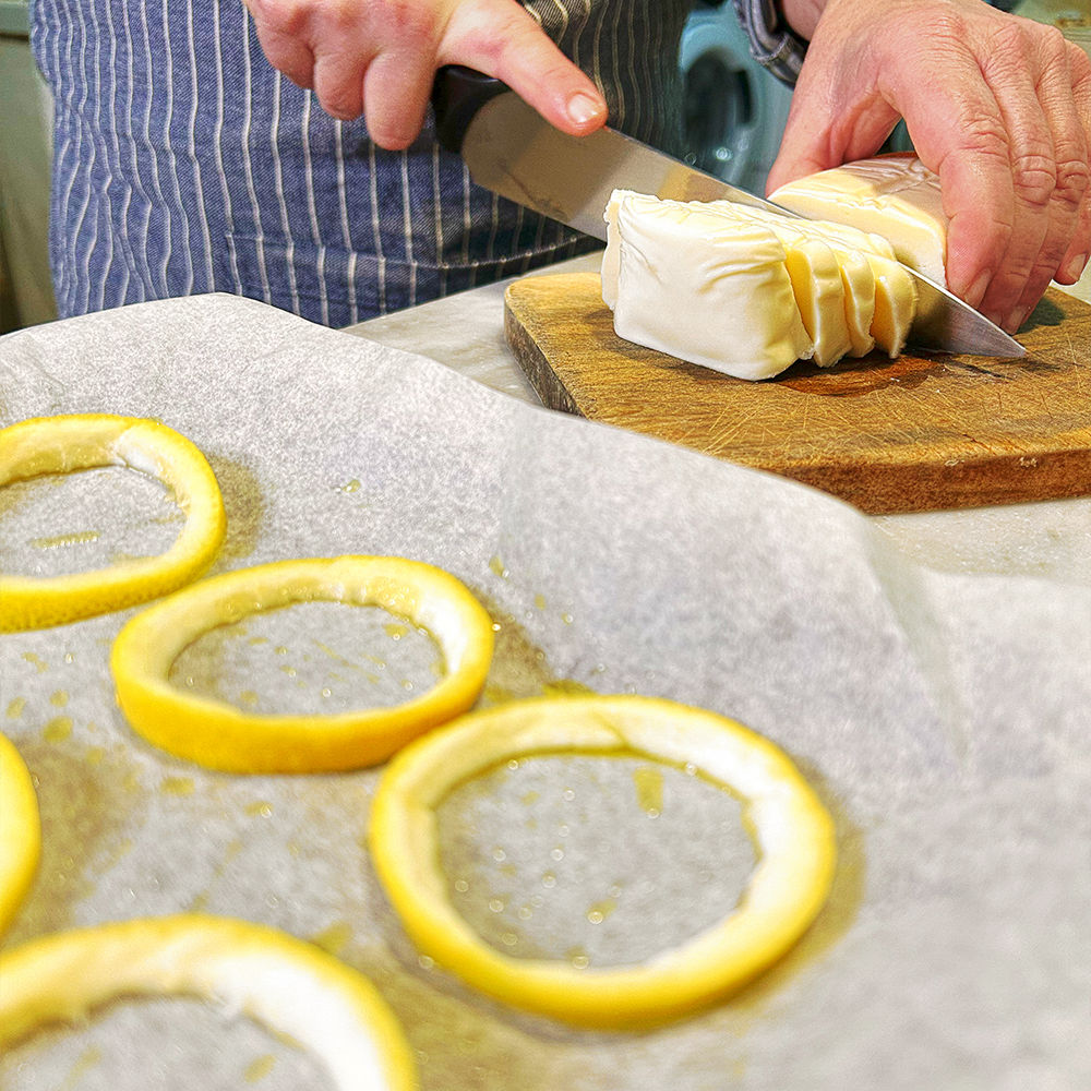 La mozzarella Brimi utilizzata per le pizzette su scorza di limone