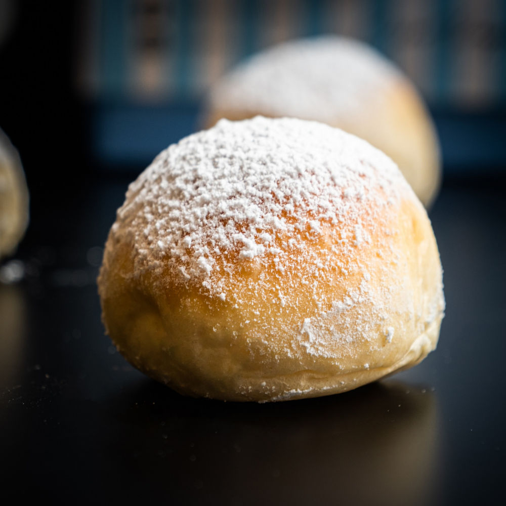 Street Food a Napoli: il Fiocco di neve della Pasticceria Poppella