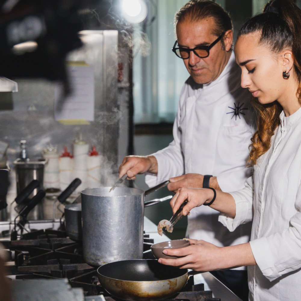 Nella cucina del ristorante Terrazzamare di Jesolo