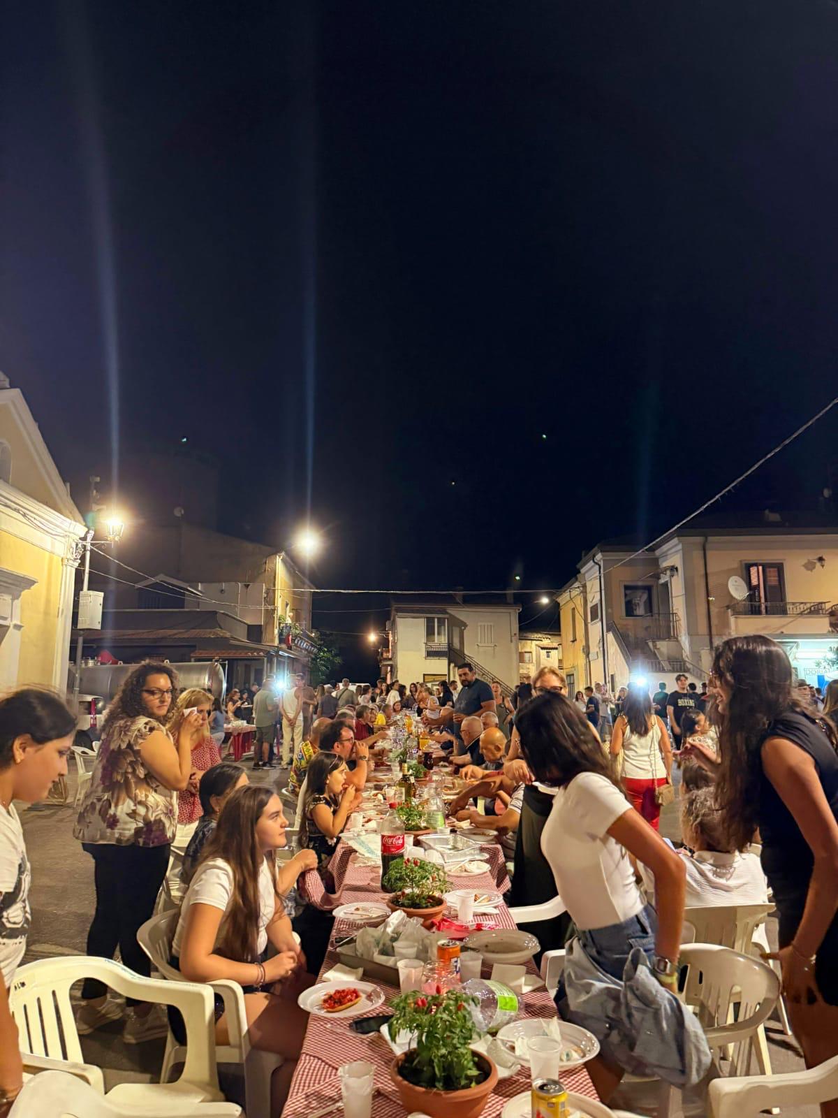 Tavola incantata Lauropoli e Doria